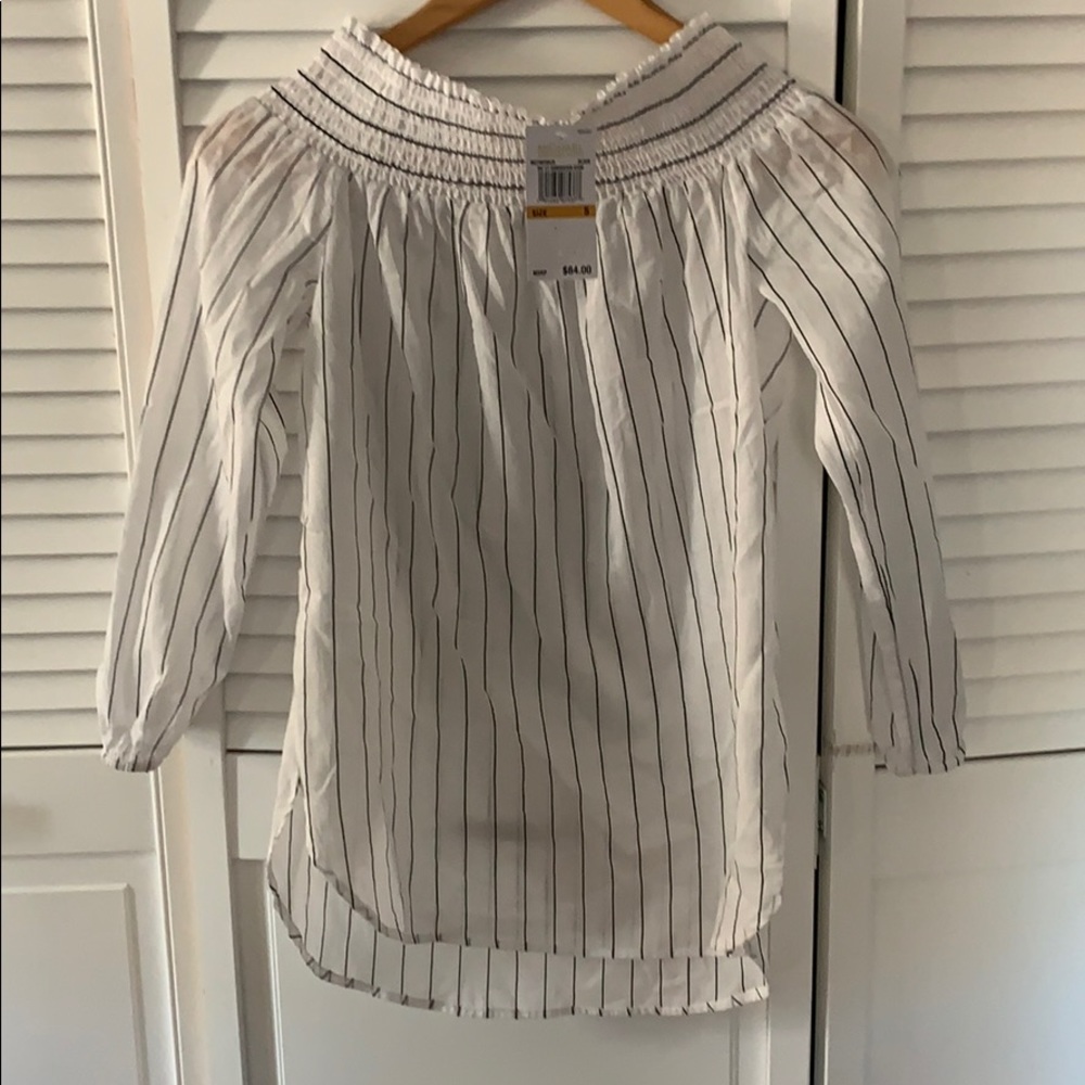 Michael Kors- off the shoulder summer blouse